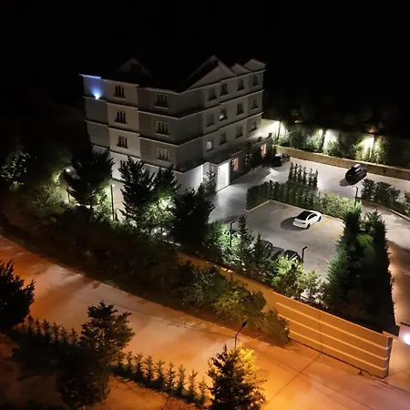 Elvis Hotel Mjull-Bathore